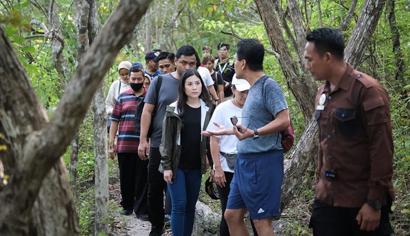 Wamenparekraf Angela Tanoesoedibjo: Kemenparekraf Berkomitmen Ikut Atasi Isu Iklim Melalui Ekowisata - Bagian 2