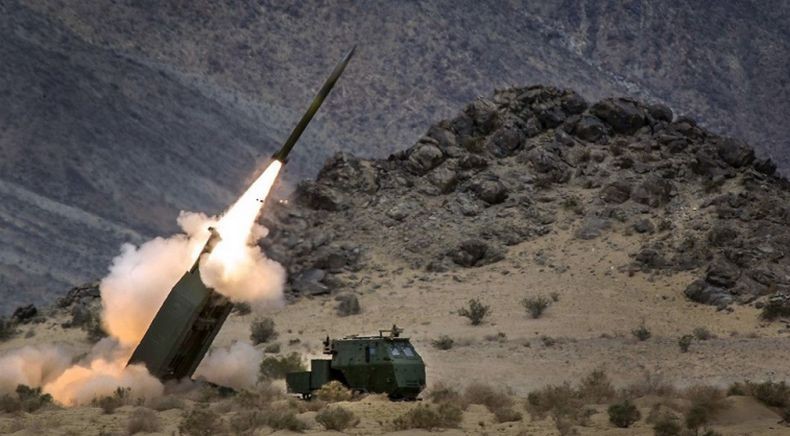 Pasukan Ukraina Dikabarkan Tembaki Luhansk dengan Rudal HIMARS Buatan AS Pasukan Ukraina Dikabarkan Tembaki Luhansk dengan Rudal HIMARS Buatan AS