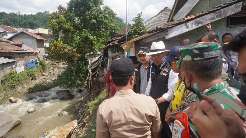 Organisasi Kemanusiaan Bentukan Ridwan Kamil Perbaiki Rumah Korban Banjir Bandang Ciwidey