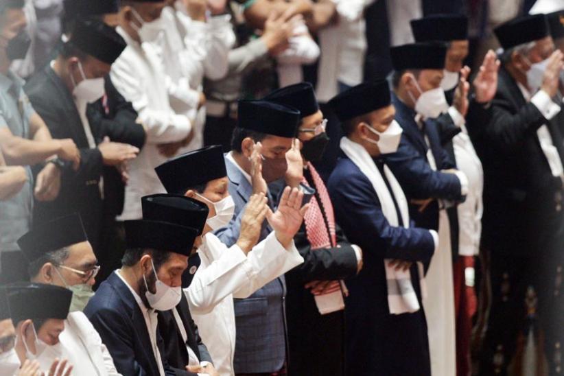 Didampingi Sejumlah Menteri, Presiden Jokowi Salat Idul Adha di Masjid Istiqlal - Bagian 2