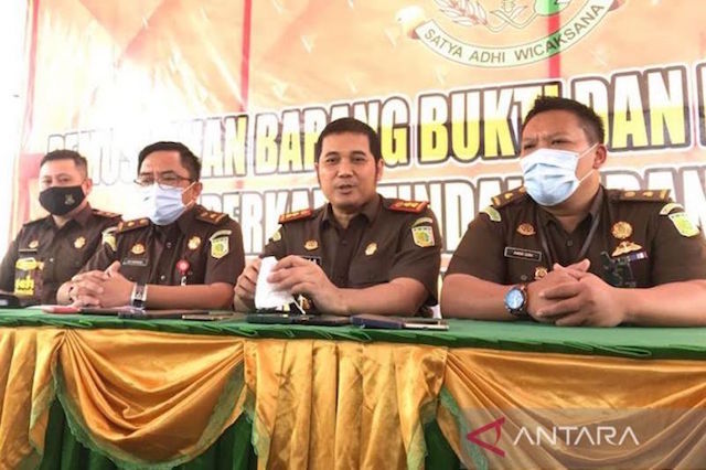 Rugikan Negara Rp1,67 Miliar, Kejari Kuala Kapuas Tetapkan 2 Tersangka Korupsi di KPU  