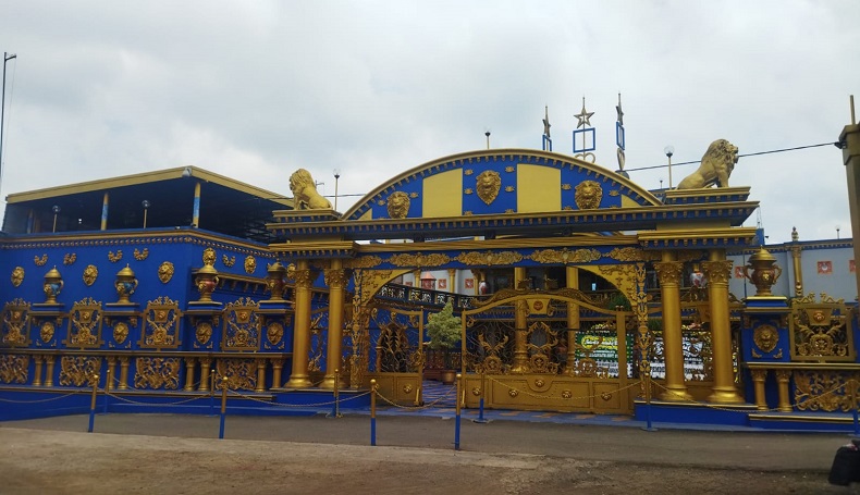 Viral Warga Berjubel Doakan Jenazah Orang Terkaya di KBB, Disebut Pemilik Bongkahan Emas