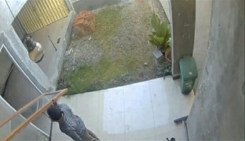 Berbekal Rekaman CCTV, Polisi Buru  Pembobol Rumah di Margaasih Bandung