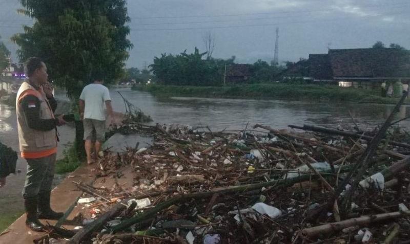 Sungai Piji Meluap, Puluhan Rumah di Kudus Terendam Banjir