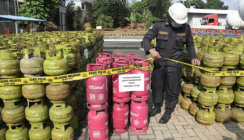 Penampakan 3.344 Tabung Gas Oplosan Ukuran 5,5 Kg-50 Kg  - Bagian 2