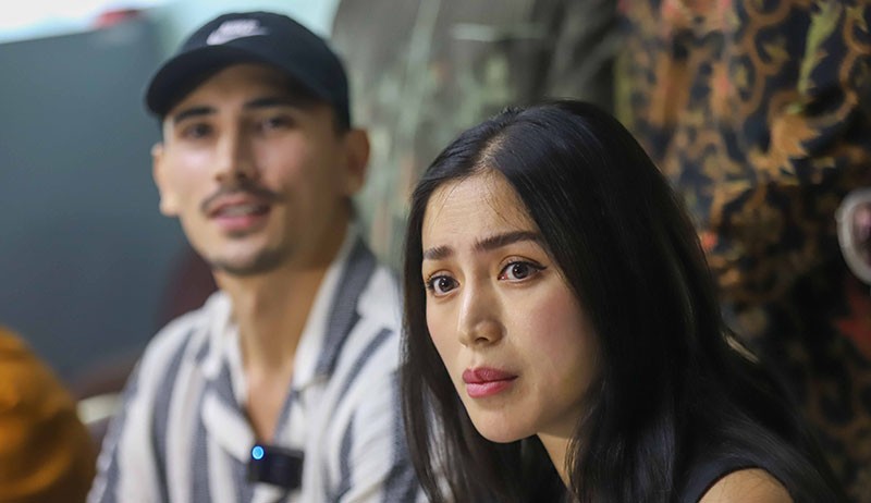 Ekspresi Jessica Iskandar Kena Tipu, Rugi Rp10 Miliar dan 11 Mobil Mewah - Bagian 2