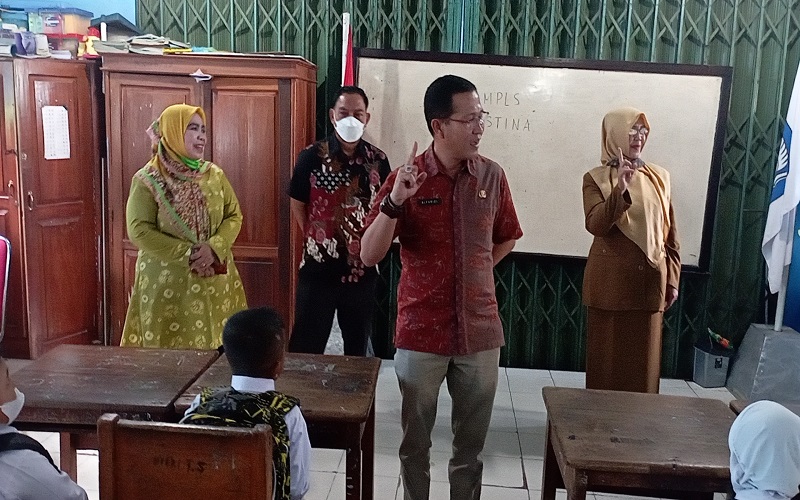 Tahun Ajaran Baru, Sekolah di OKU Dilarang Buat Kebijakan Aneh dan Pungli