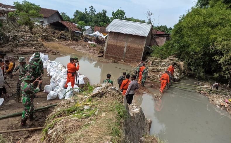  Perbaikan Tanggul Jebol di Pati, Ganjar : Saya Minta Penanganan Harus Cepat