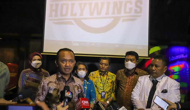 Menteri Bahlil Lahadalia Cek Masalah Perizinan Holywings - Bagian 2