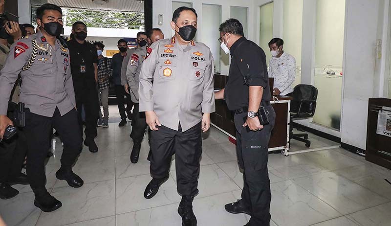 Usut Kasus Polisi Tembak Polisi, Wakapolri Temui Komnas HAM - Bagian 3