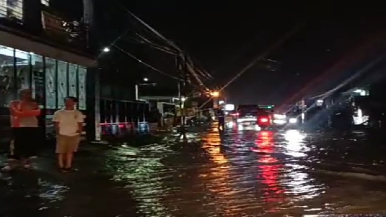8 Kecamatan di Garut Terendam Banjir, BPBD: Dampak Masih Didata, Kami Fokus Penyelamatan