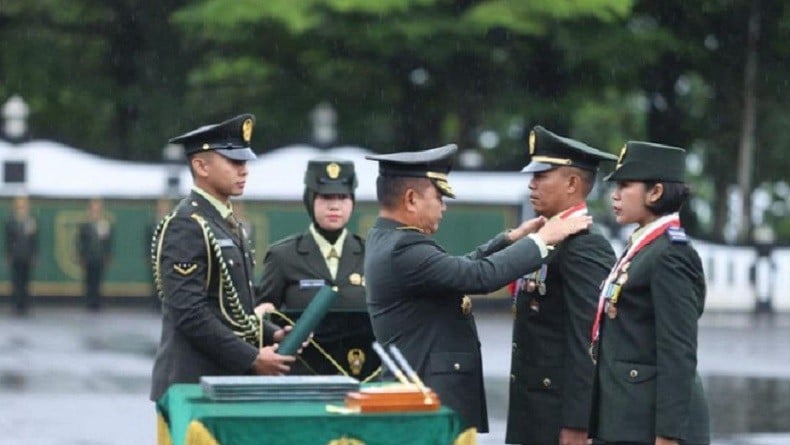 Lantik 593 Perwira Muda, KSAD Jenderal Dudung: Sekarang Kalian Jadi Pemimpin