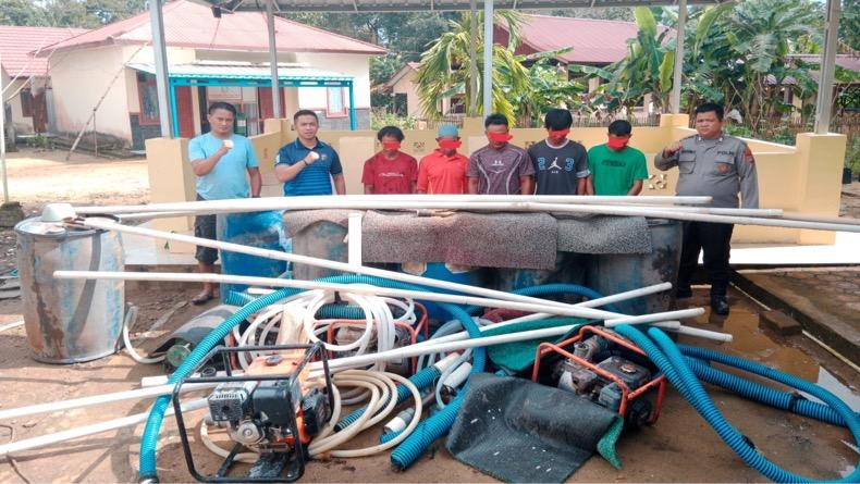 Polisi Tertibkan Tambang Ilegal di Hutan Adat Bangka Barat, 5 Orang Diamankan