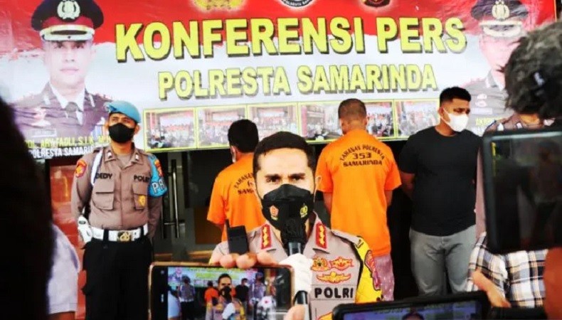 title Anak Jadikan Ayah Kurir Narkotika, Antar Sabu dari Nunukan ke Samarinda Anak Jadikan Ayah Kurir Narkotika, Antar Sabu dari Nunukan ke Samarinda