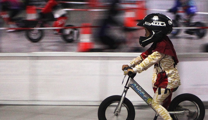 Serunya Anak Usia 2-6 Tahun Ikuti Lomba Sepeda Dorong - Bagian 2