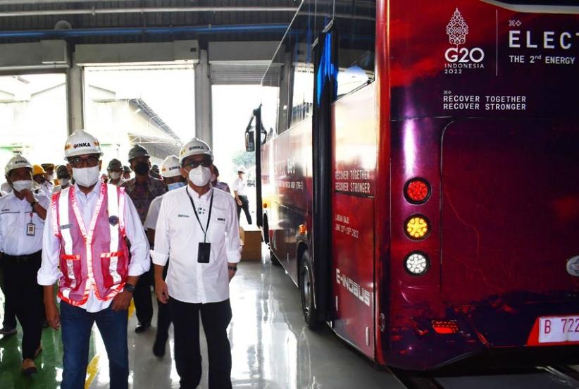 Menhub Tinjau Bus Listrik G20 Buatan PT INKA - Bagian 2