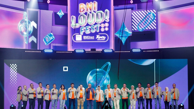 Menteri BUMN Erick Thohir bersama Jajaran Direksi dan Komisaris BNI dalam BNI Loud Fest 2022 - Bagian 3