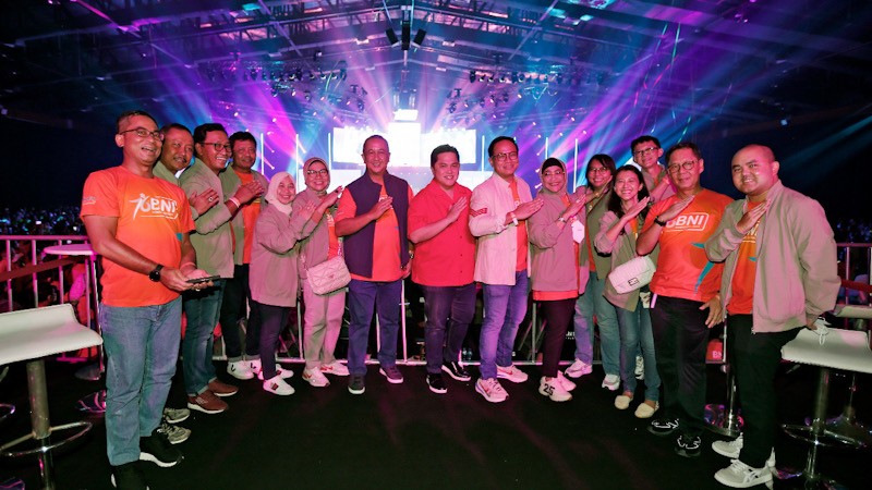 Menteri BUMN Erick Thohir bersama Jajaran Direksi dan Komisaris BNI dalam BNI Loud Fest 2022 - Bagian 4