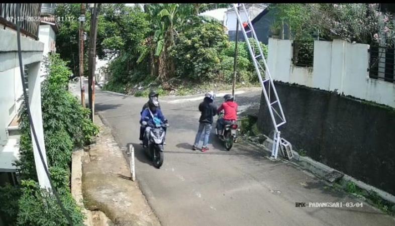 title Breaking News, Polisi Tangkap Seluruh Pelaku Penembakan Istri Anggota TNI di Semarang Breaking News, Polisi Tangkap Seluruh Pelaku Penembakan Istri Anggota TNI di Semarang