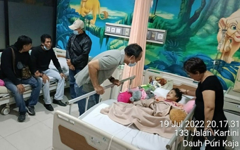 Bocah di Denpasar Ditelantarkan dengan Kaki Patah, Ibu Kandung Dicari Polisi