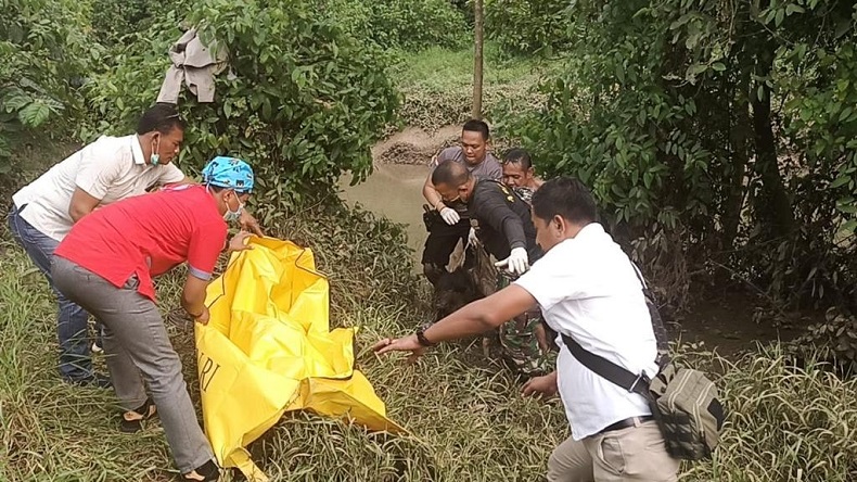 Mayat Perempuan Tanpa Identitas Ditemukan Mengapung di Sungai Cimanceuri Tangerang