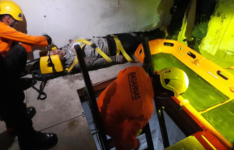 Terpeleset dan Jatuh dari Menara Gereja Blenduk, Pekerja Kebersihan Alami Fraktur Kaki