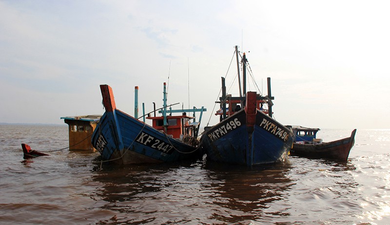 3 Kapal Pencuri Ikan Berbendera Malaysia Ditenggelamkan - Bagian 1