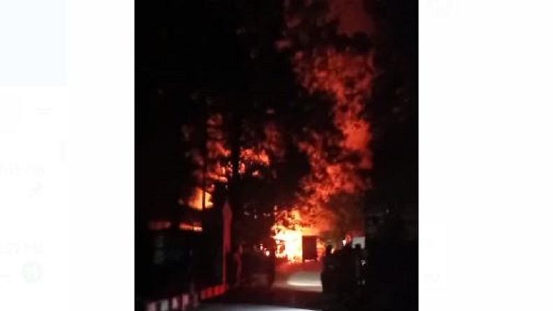 PLTD Waingapu Terbakar, Listrik di Sumba Timur Padam Total