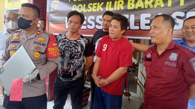 Pura-Pura Jadi Petugas PLN, Pria Ini Gondol Ponsel dan Laptop Warga Palembang