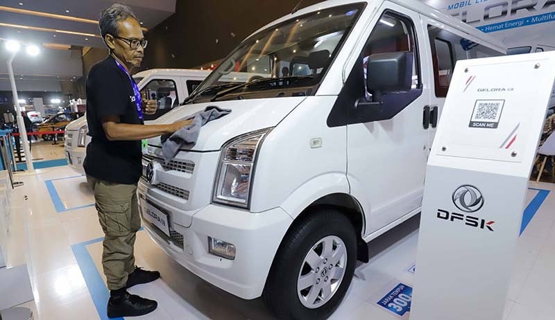 Deretan Kendaraan Listrik Dipajang pada Pameran PEVS 2022 - Bagian 2