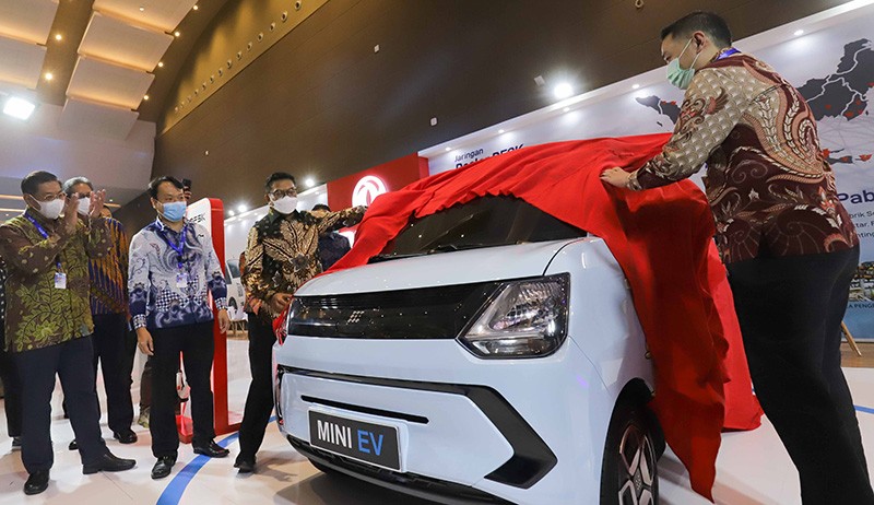 Moeldoko Buka Pameran Kendaraan Listrik - Bagian 3