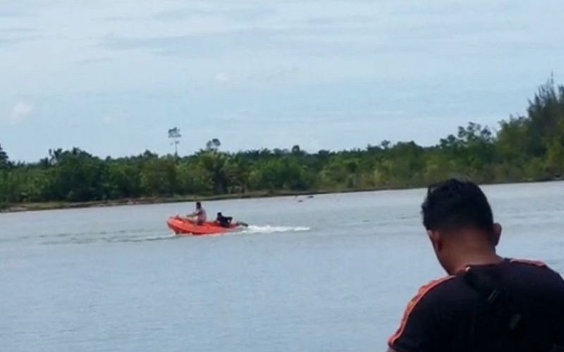 Basarnas dan BPBD Kembali Cari Korban Tenggelam di Sungai Nagan Raya Aceh