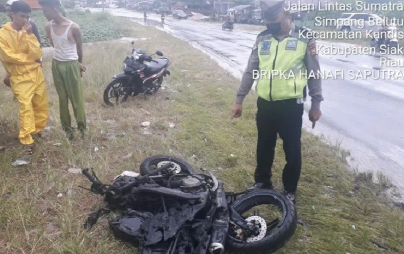 title Mahasiswa UIN Riau Tewas Terlindas di Siak, Sopir Truk Ditangkap Mahasiswa UIN Riau Tewas Terlindas di Siak, Sopir Truk Ditangkap
