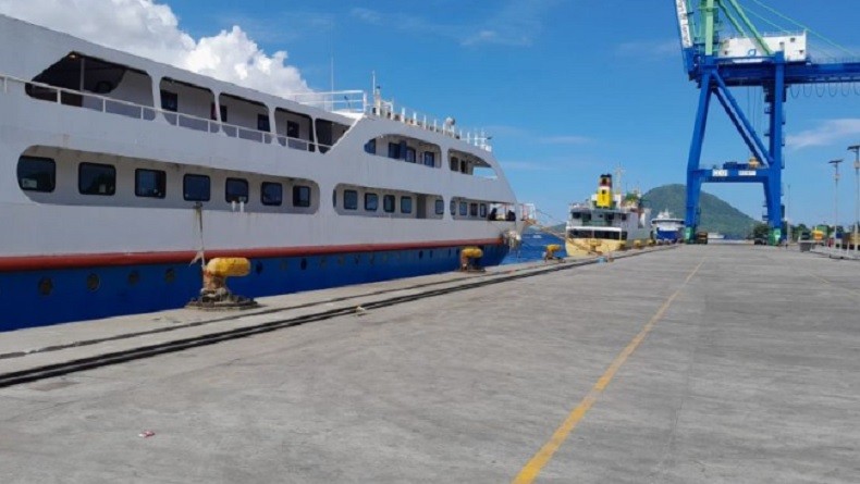 Cuaca Buruk, Aktivitas Pelayaran Rute Ternate ke Berbagai Daerah di Malut dan Sulawesi Ditunda
