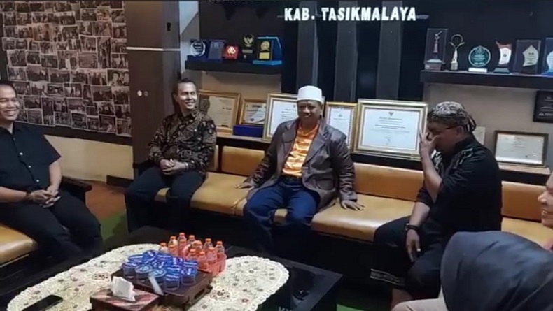 Uu Ruzhanul Ulum: Kejar Pengunggah dan Penyebar Video Anak Dipaksa Perkosa Kucing