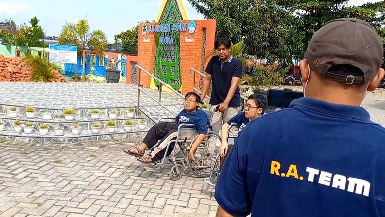 Keren, 3 Penyandang Disabilitas di Blora Rintis Jadi Parodi YouTuber