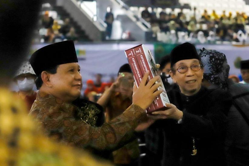 Menhan Prabowo Hadiri Peringatan 100 Tahun Taman Siswa - Bagian 6