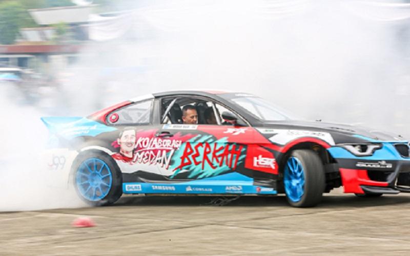 Wagub Sumut Musa Rajekshah Pamer Aksi Drifting Pakai Mobil Pembalap Akbar Rais