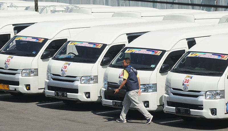 Deretan Kendaraan Transportasi Atlet ASEAN Para Games 2022 - Bagian 1