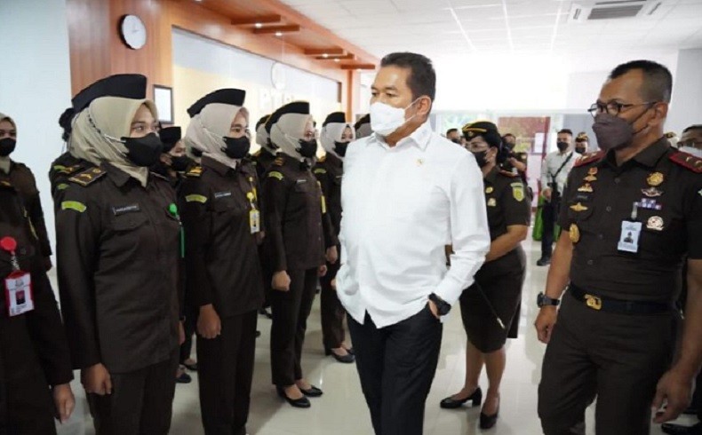 Jaksa Agung Minta Kejati Babel Berani Selidiki Korupsi Tambang Ilegal