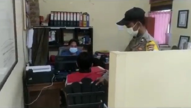 Bobol Rumah Makan Mantan Majikan, Pria Situbondo Ini Gondol Kulkas hingga Beras