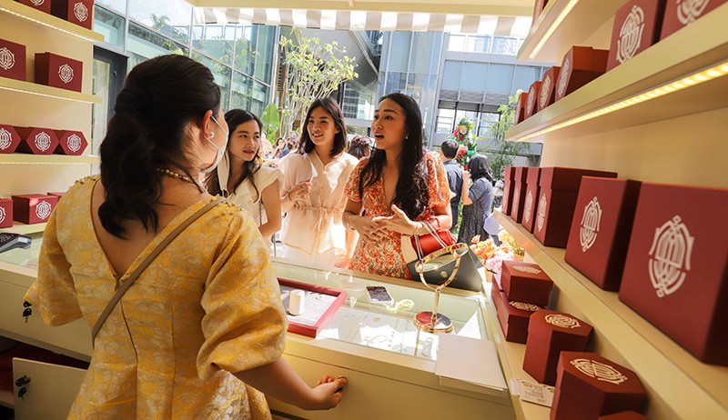 Clemence Ellery Resmi Membuka Flagship Store Pertama di Park Hyatt Jakarta - Bagian 5