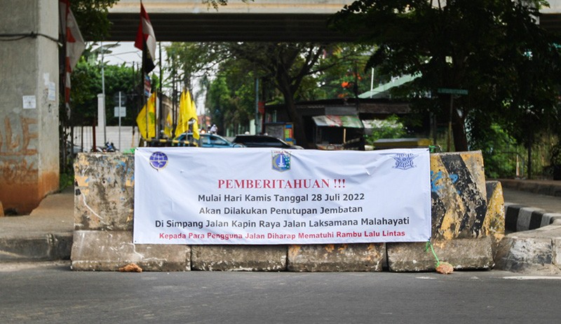 Potret Jembatan Kapin Pondok Kelapa Ditutup Permanen - Bagian 1