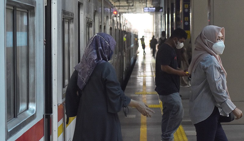 Stasiun BNI City Uji Coba Layanan KRL Commuter Line - Bagian 3