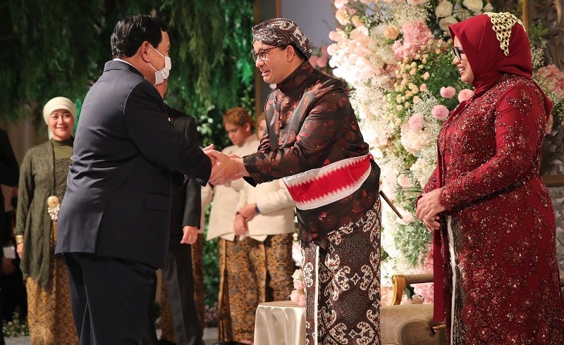 Terungkap, Pakaian Anies saat Resepsi Pernikahan Putrinya Dirancang Putra Prabowo