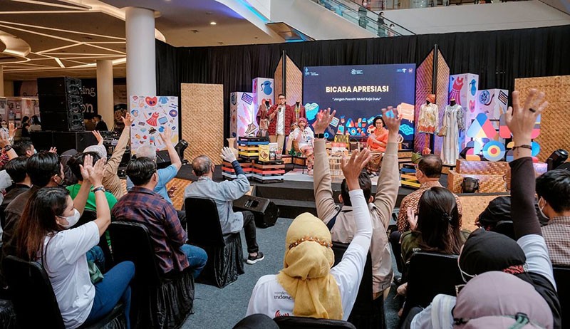 Sandiaga Uno Rangkul dan Semangati Pelaku Ekraf Kalimantan Barat - Bagian 3