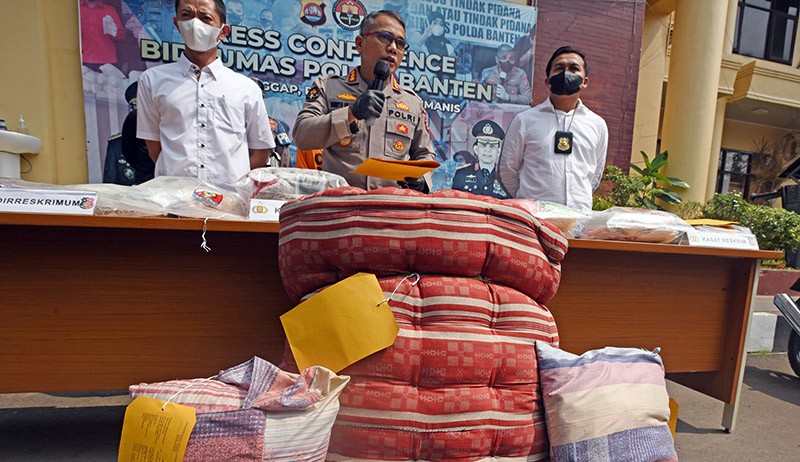 Tampang Suami Sadis, Istri Dibunuh Mayat Dibuang ke Tempat Sampah - Bagian 2