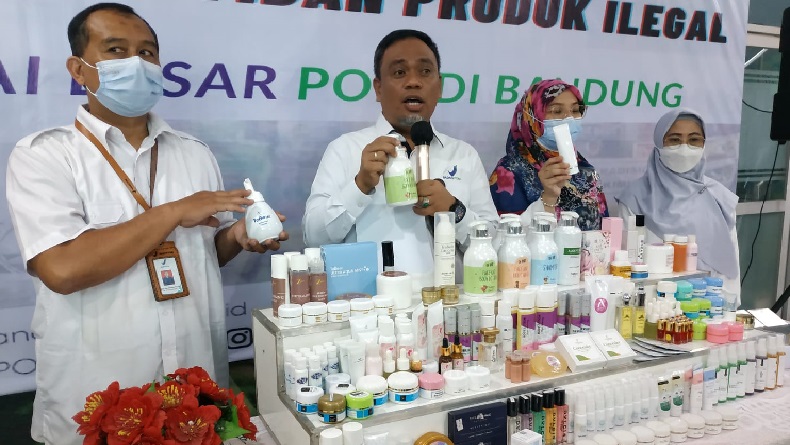 Ribuan Kosmetik Ilegal dan Berbahaya Disita dari Salon dan Grosir di Jabar