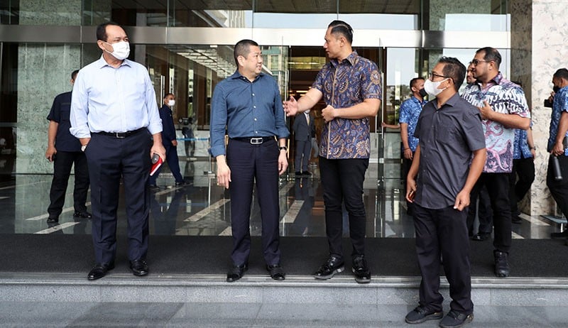 Silaturahmi HT - AHY Bahas Kondisi Bangsa dan Dunia - Bagian 4