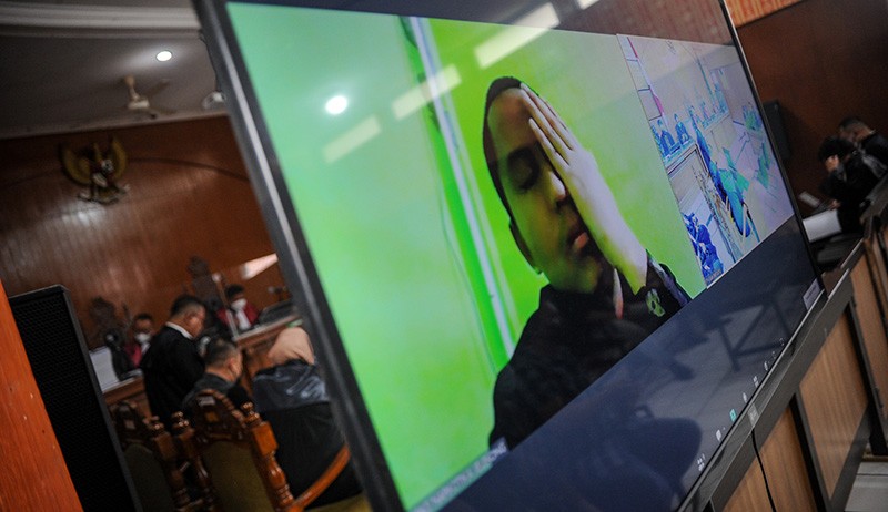 Doni Salmanan Jalani Sidang Dakwaan, Korban: Dia Telah Membuat Hidup Kami Hancur - Bagian 3